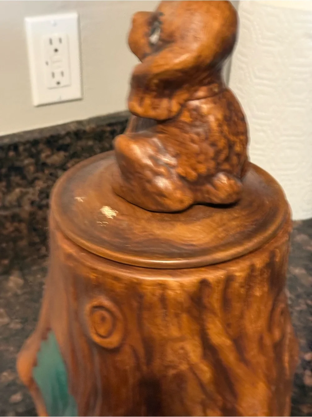 Vintage brown stump with dog Rare cookie jar